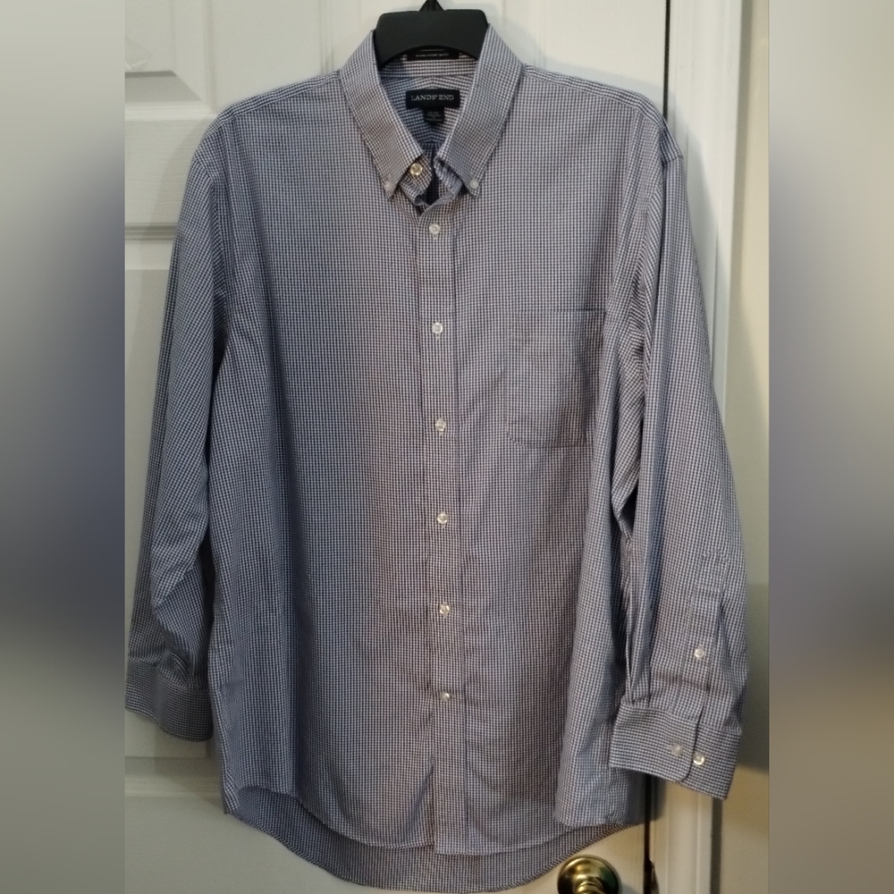 Lands' End No Iron Men's Blue/White Checkered Button Down Shirt